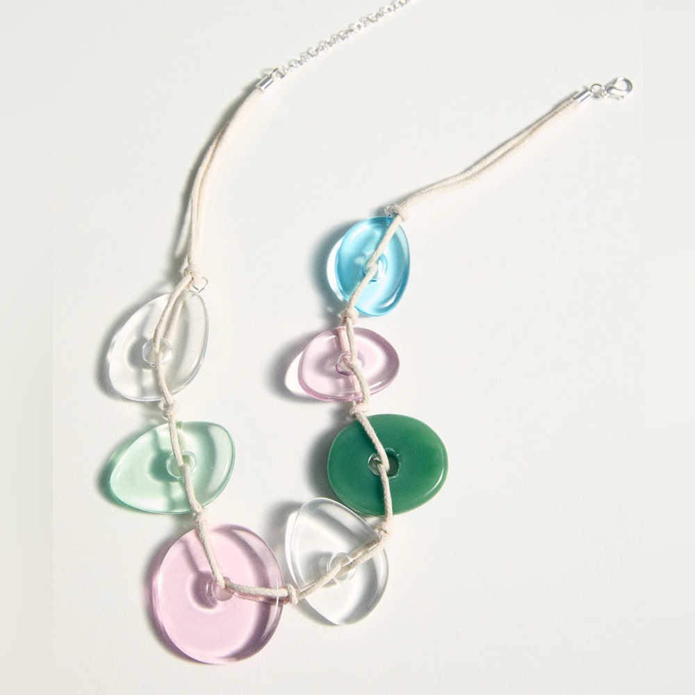 Mango Contrasting Pendant Necklace with beads and a cord. Unused